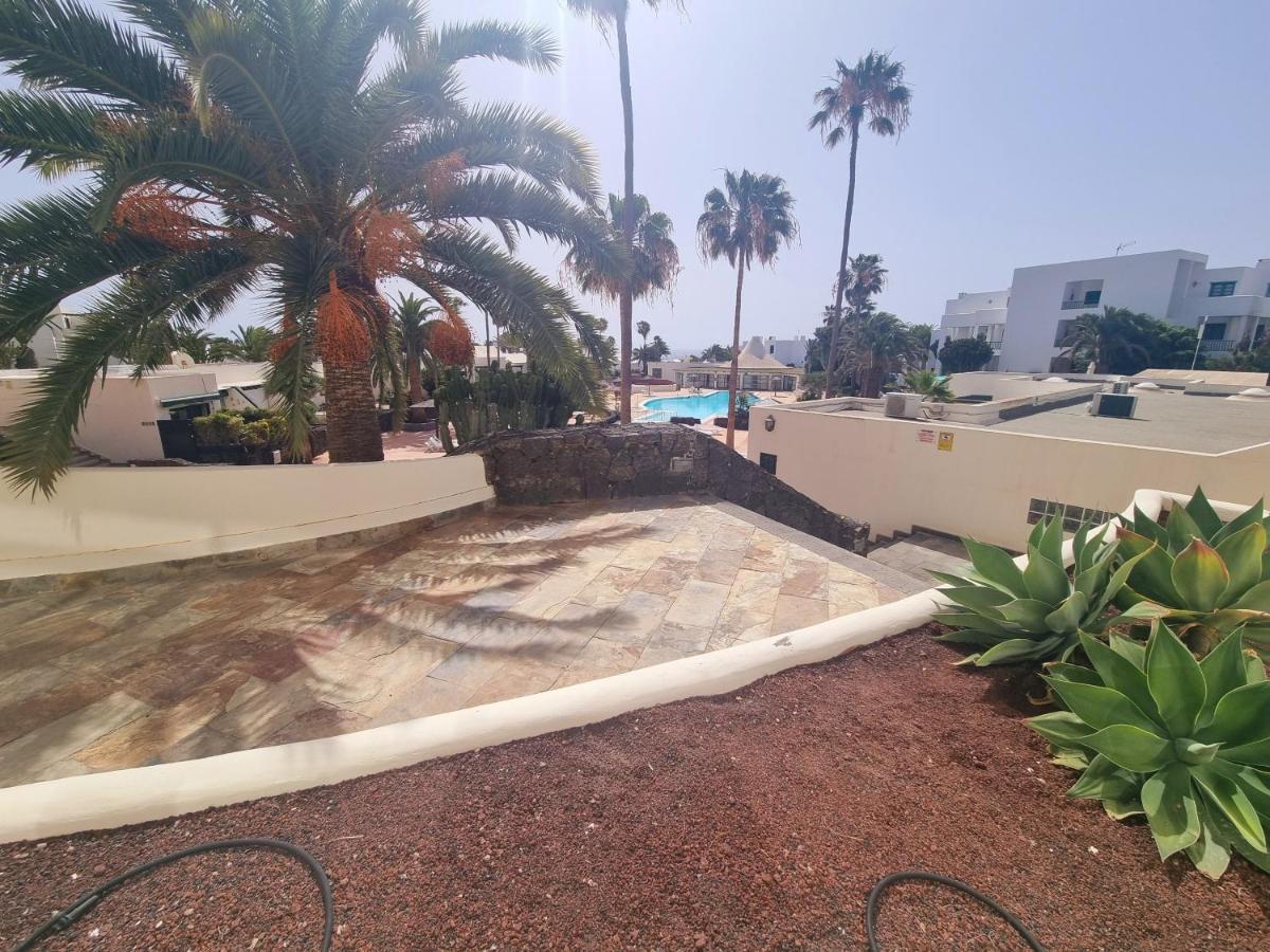 Luxury Apartamento Luz De Mar Complejo Playa Roca Costa Teguise Exterior foto