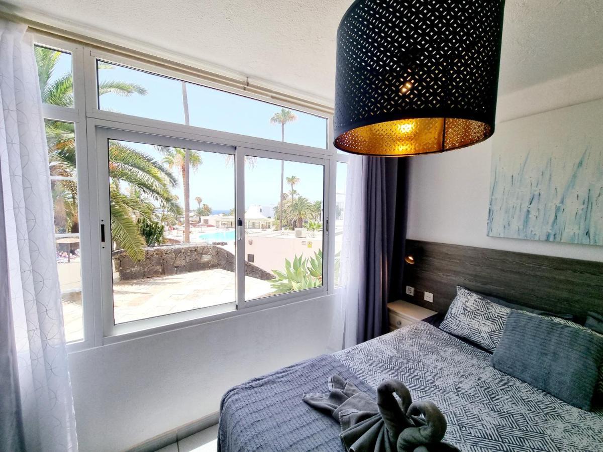 Luxury Apartamento Luz De Mar Complejo Playa Roca Costa Teguise Exterior foto